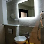 Canton Plaza 3*