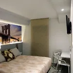 בית הארחה Canton Plaza 3*