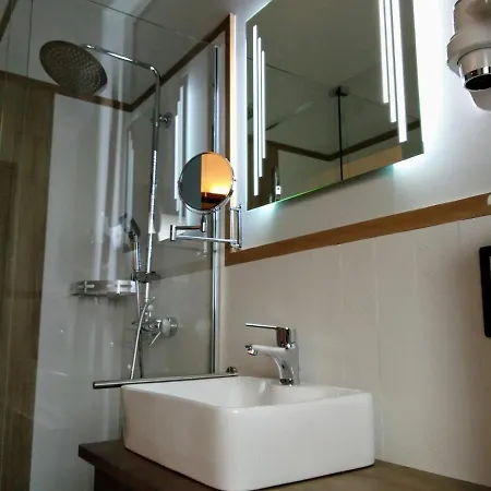 Canton Plaza Penzion