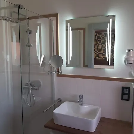 بيت ضيافة Canton Plaza