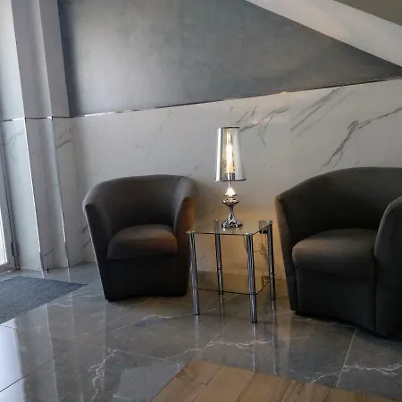 بيت ضيافة Canton Plaza