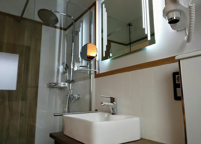 Canton Plaza Guest house